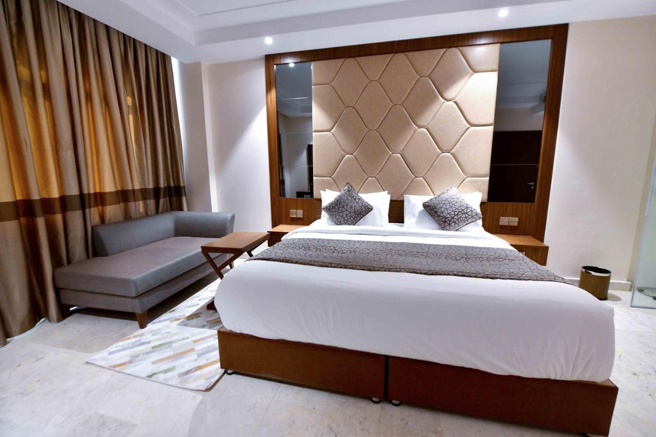 Be Inn Hotel Seeb Exterior foto
